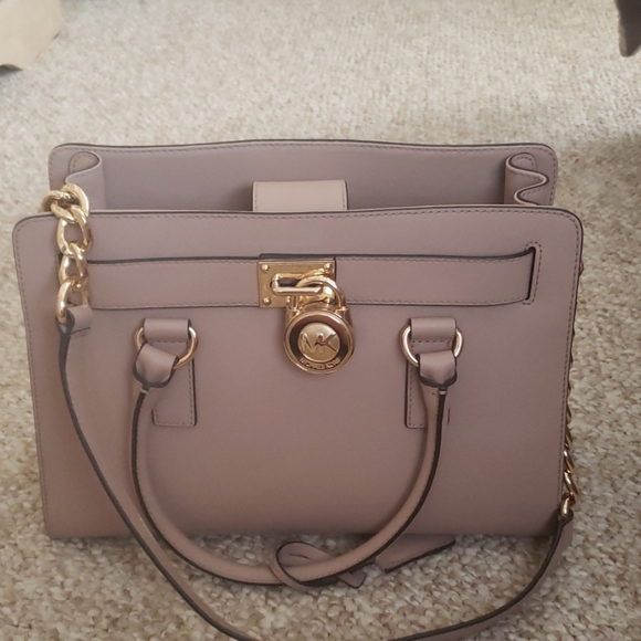 Michael kors bag - Picture 2 of 4
